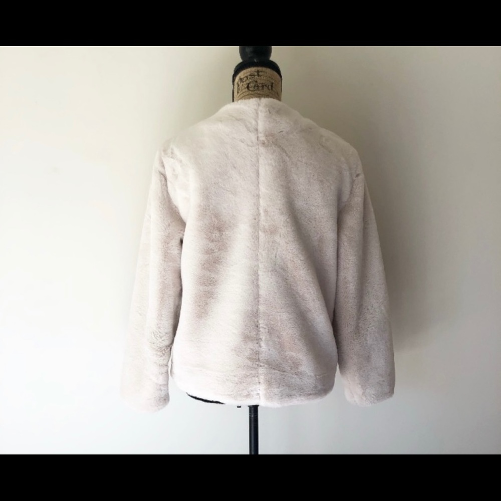 Faux Fur Jacket - Picture 2 of 4